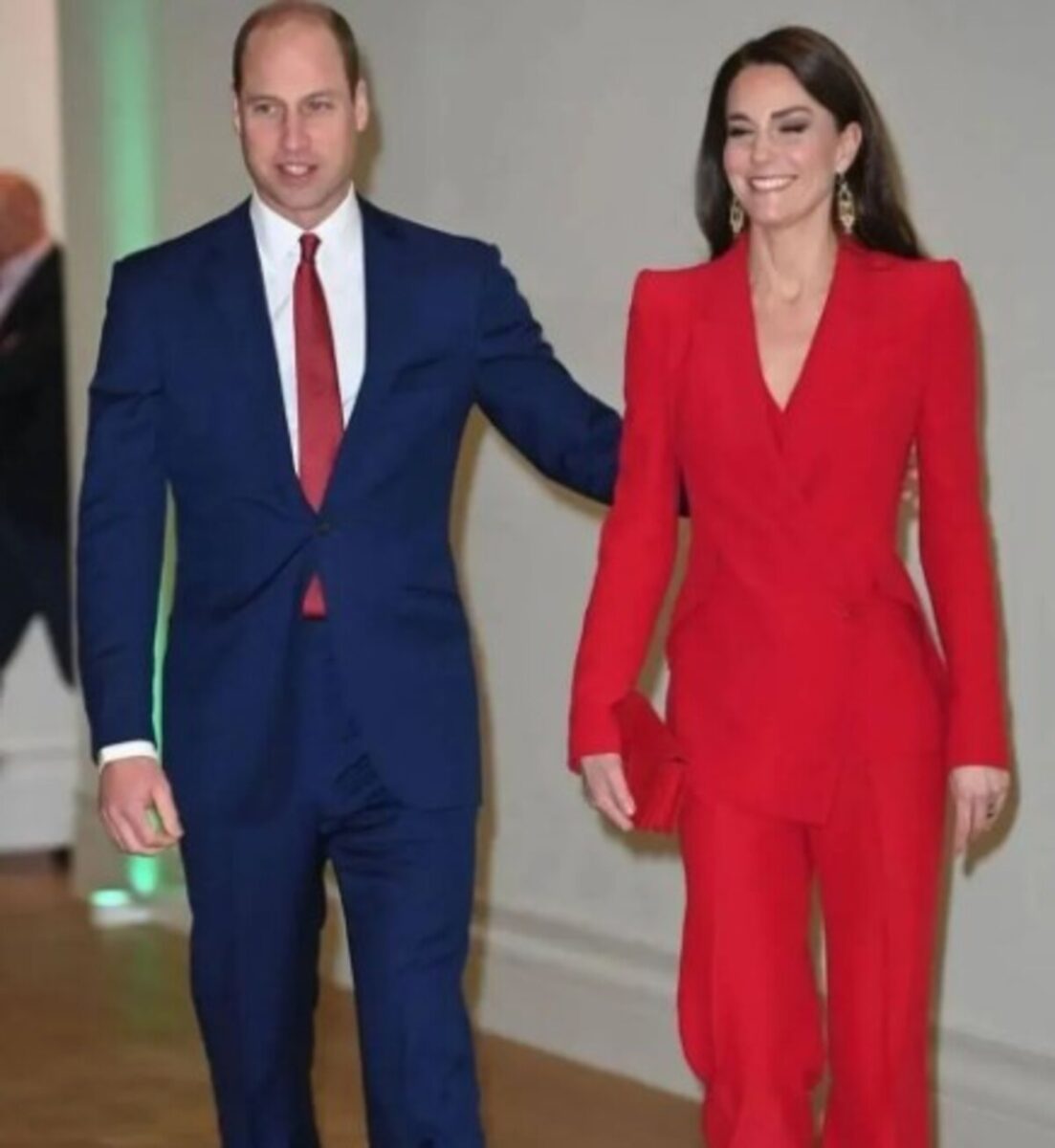 Regno unito: riappare la principessa Kate, “sbalordito di vederla lì”