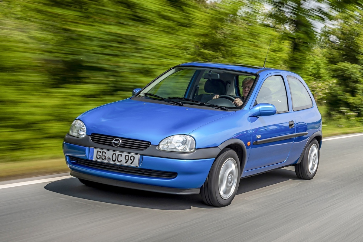 James Dean e Opel Corsa: sicurezza e passione James Dean e Opel Corsa: sicurezza e passione
