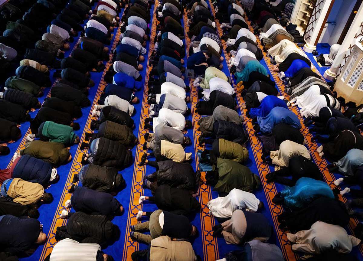 Scuola chiusa per Ramadan, Delpini: “Provvedimento legittimo” Scuola chiusa per Ramadan, Delpini: “Provvedimento legittimo”