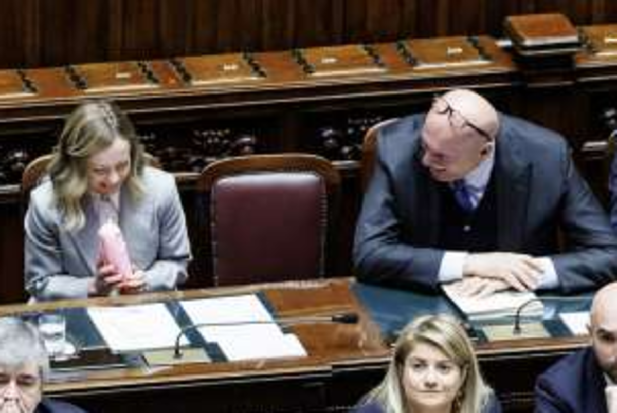 Meloni alla Camera: “Gelo con Salvini? A contare è il sostegno per l’Ucraina” Meloni alla Camera: “Gelo con Salvini? A contare è il sostegno per l’Ucraina”