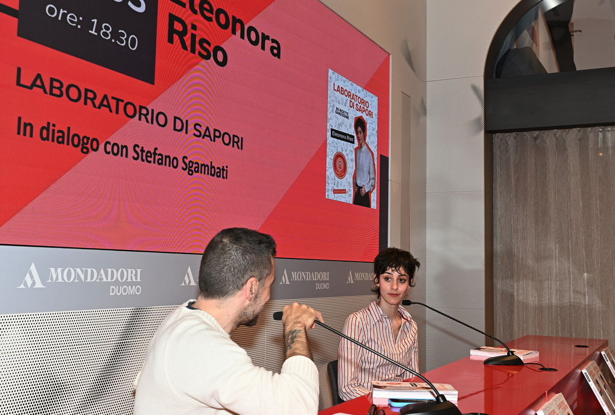 Eleonora Riso presenta il suo libro Laboratorio di sapori Eleonora Riso presenta il suo libro Laboratorio di sapori