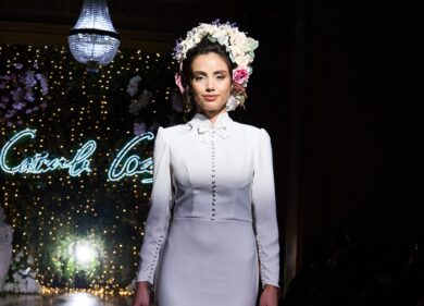 Donne, non pupe. La moda di Carmela Comes contro la violenza di genere