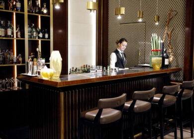 Commercio, rinnovato il contratto per il terziario: aumenti di 240 euro