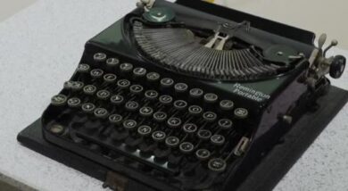 La macchina da scrivere originale di Agatha Christie in mostra a Cambridge