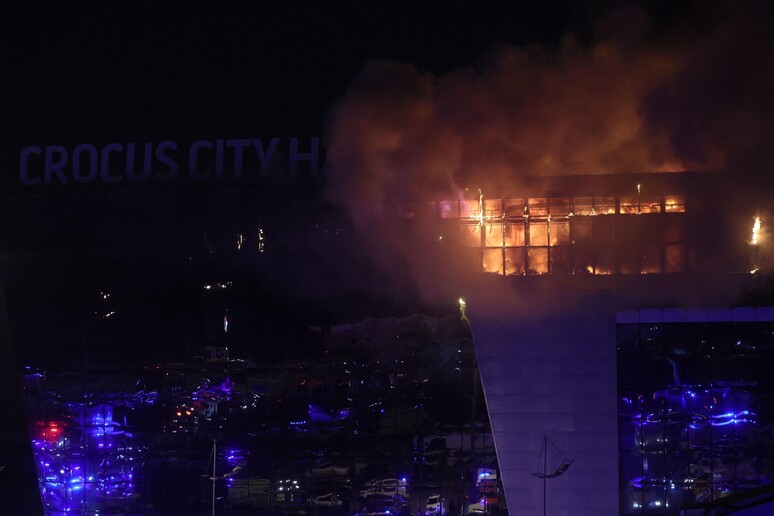 Putin: “Presi 4 responsabili dell’attacco a Mosca”. Cosa si sa dell’attentato Putin: “Presi 4 responsabili dell’attacco a Mosca”. Cosa si sa dell’attentato
