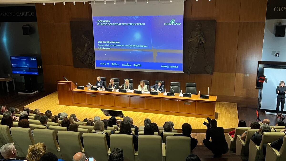 Intesa Sanpaolo presenta il nuovo studio sulle competenze del futuro