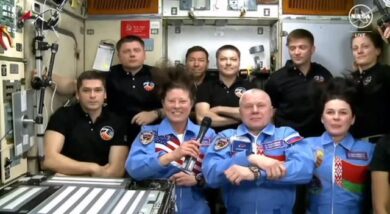 Spazio, l’equipaggio della navetta russa Sojuz Ms-25 è a bordo della Stazione Spaziale