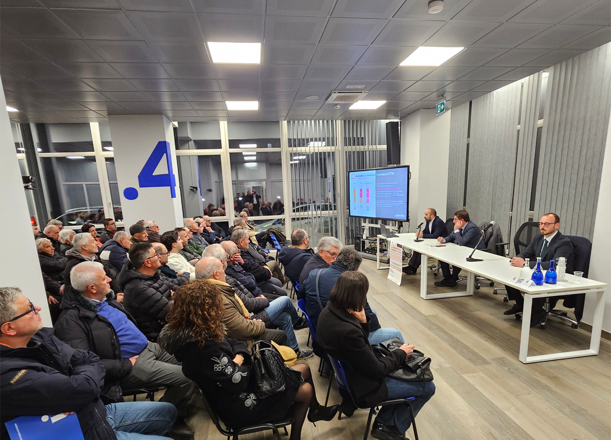 Open Fiber, la rete ultraveloce arriva a Mirabella Eclano Open Fiber, la rete ultraveloce arriva a Mirabella Eclano