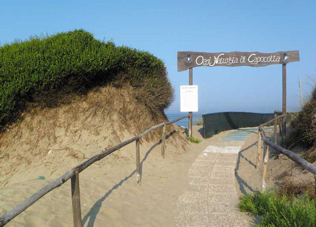 Spiagge Capocotta: vince il bando chi progetta 3 chioschi LGBTQIA+. Mistero