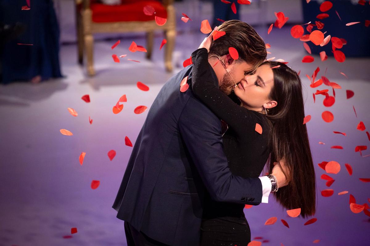 Uomini e donne, chi è Raffaella Scuotto, la “scelta di cuore” fatta da Brando