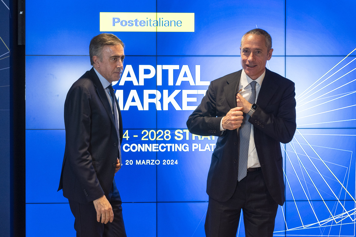 Poste Italiane lancia il Piano Strategico 2024-28 “The connecting platform” Poste Italiane lancia il Piano Strategico 2024-28 “The connecting platform”