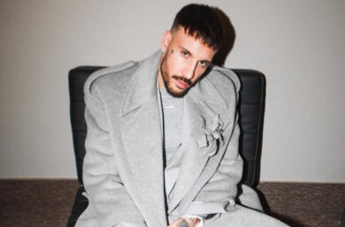 Fred De Palma e la ludopatia: “Perso cifre che sono un insulto per chi lavora”