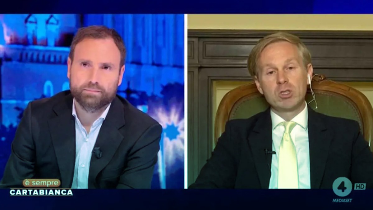 Scontro Orsini-Cappellini, la guerra in Ucraina e le scene tragicomiche in tv Scontro Orsini-Cappellini, la guerra in Ucraina e le scene tragicomiche in tv