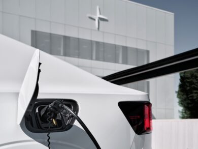Polestar e Plugsurfing lanciano il servizio di ricarica pubblica in Europa