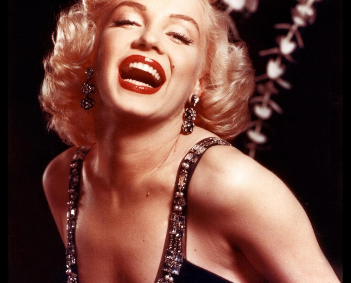 Marilyn Monroe sopravvisse a una prima overdose: la storia inedita in un libro Marilyn Monroe sopravvisse a una prima overdose: la storia inedita in un libro
