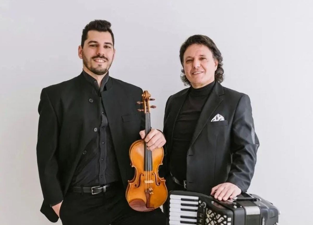 La musica rom conquista il Teatro alla Scala: un concerto “senza pari” La musica rom conquista il Teatro alla Scala: un concerto “senza pari”