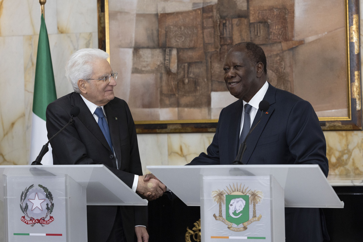 Mattarella in Costa d’Avorio: “Crediamo in un futuro comune Africa-Ue” Mattarella in Costa d’Avorio: “Crediamo in un futuro comune Africa-Ue”