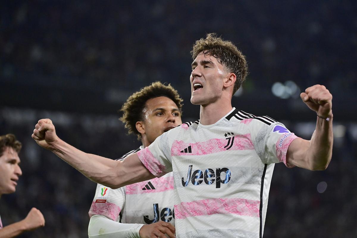Chiesa e Vlahovic, Lazio in ginocchio: rivincita Juventus in Coppa Italia Chiesa e Vlahovic, Lazio in ginocchio: rivincita Juventus in Coppa Italia