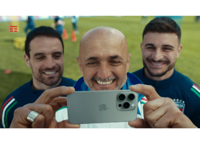 TIM: on air il nuovo spot con Luciano Spalletti e iPhone 15 Pro