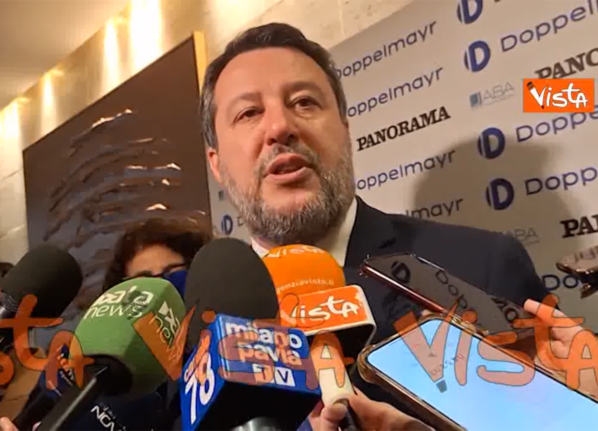 Salvini: “Non mi sento di destra, sono antifascista. Guerra? Sto con Kiev” Salvini: “Non mi sento di destra, sono antifascista. Guerra? Sto con Kiev”