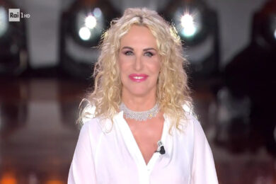 Ascolti tv, la finale di The Voice Senior vince nel prime time. E Striscia…