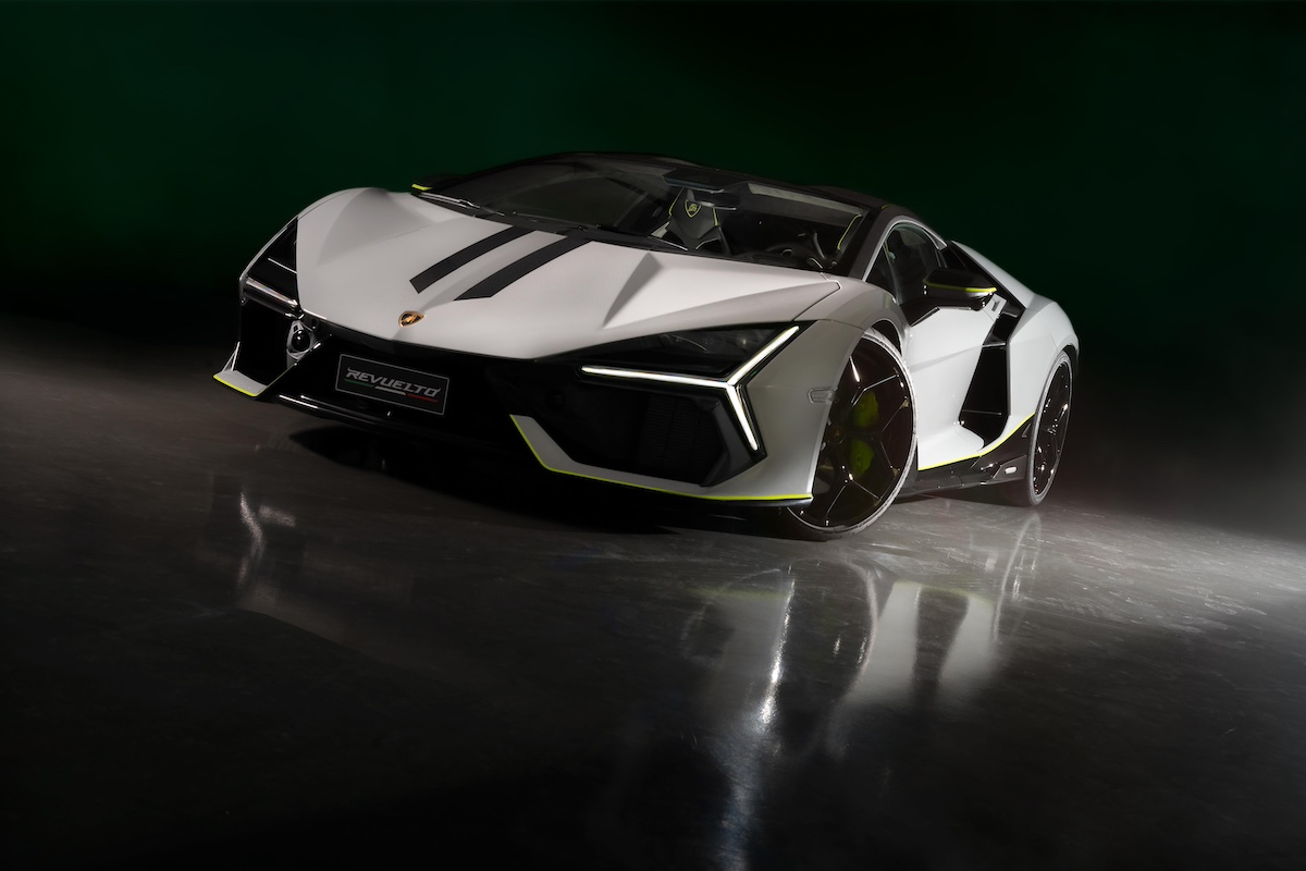 Lamborghini Revuelto V12 HPEV: debutto speciale ad Imola Lamborghini Revuelto V12 HPEV: debutto speciale ad Imola