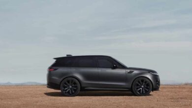 Range Rover Sport Stealth Pack: eleganza oscura