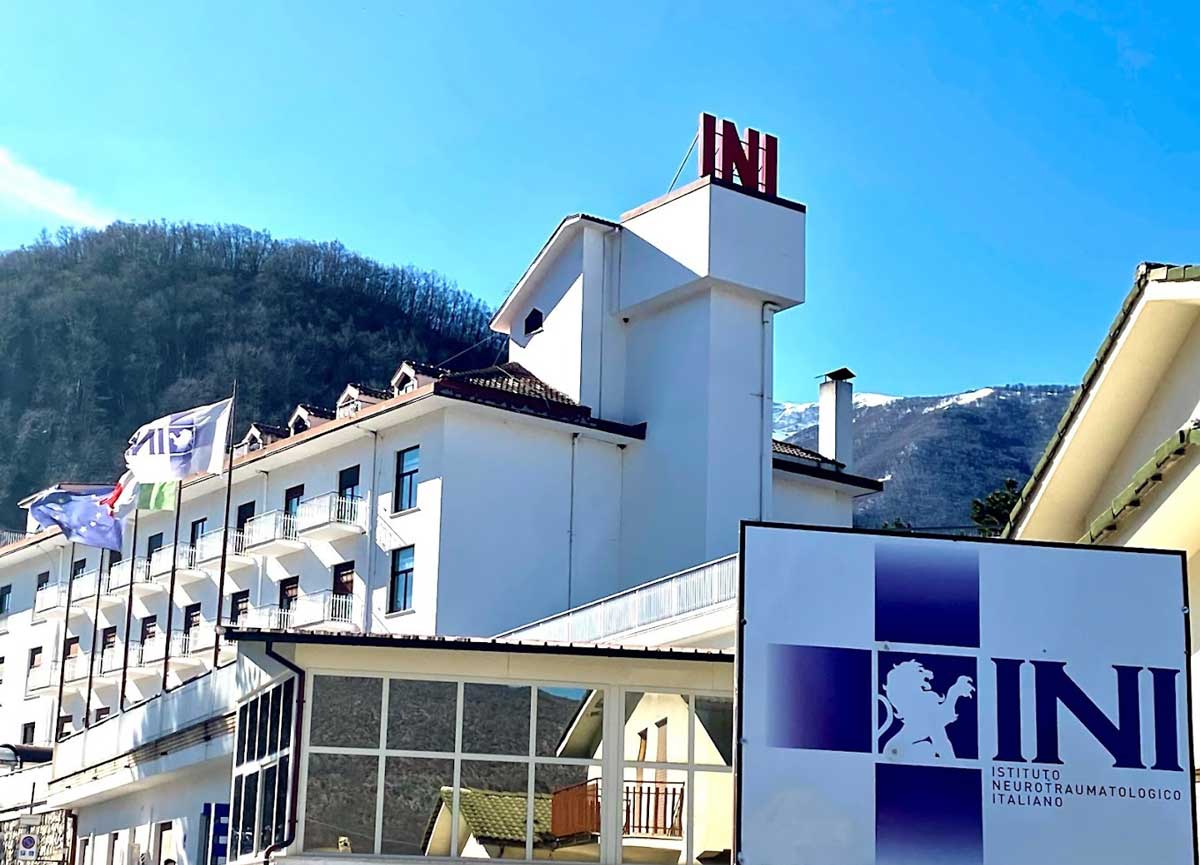 Gruppo Ini: prosciolti dalle accuse sui rimborsi per interventi di artrodesi Gruppo Ini: prosciolti dalle accuse sui rimborsi per interventi di artrodesi