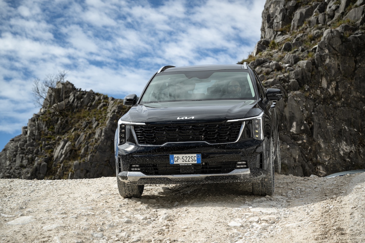 Kia nuovo Sorento, ritorna il diesel
