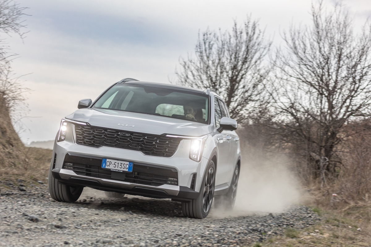 Kia nuovo Sorento, ritorna il diesel
