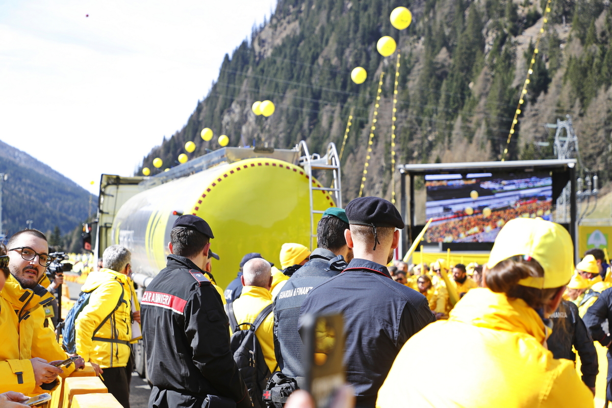 Coldiretti, il blitz al Brennero. Furgoni pieni di “made in Italy” farlocchi