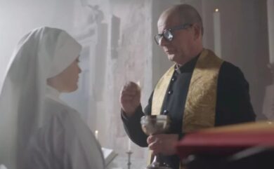 Pillon vuol portare in tribunale lo spot delle patatine: “Offende la religione”