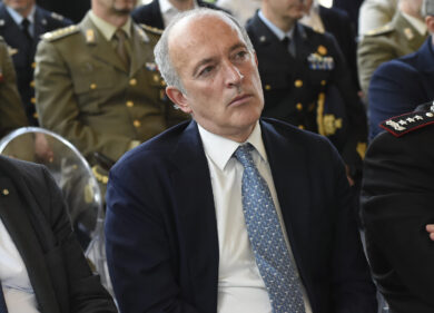 Servizi segreti, Meloni nomina Valensise nuovo direttore generale dell’Aisi