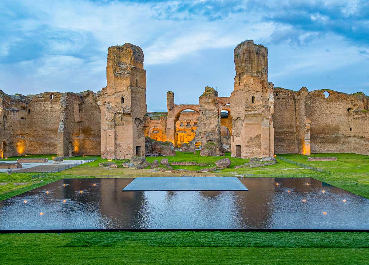 L’acqua alle Terme di Caracalla, sgranate gli occhi: Rhapsody by Aterballetto L’acqua alle Terme di Caracalla, sgranate gli occhi: Rhapsody by Aterballetto