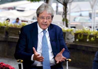 Pnrr, pressing di Gentiloni: “Vicini alla scadenza, accelerare su attuazione”