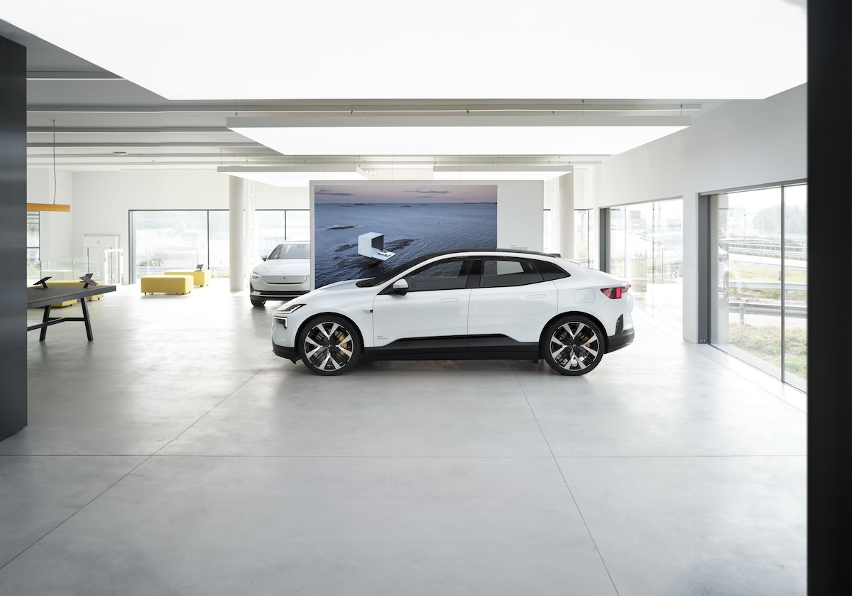 Polestar 4: il nuovo SUV coupé elettrico debutta in Italia