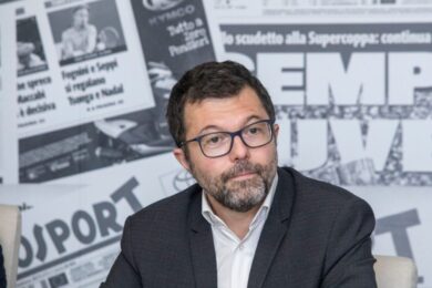 Tuttosport, sfiduciato dalla redazione il direttore Guido Vaciago