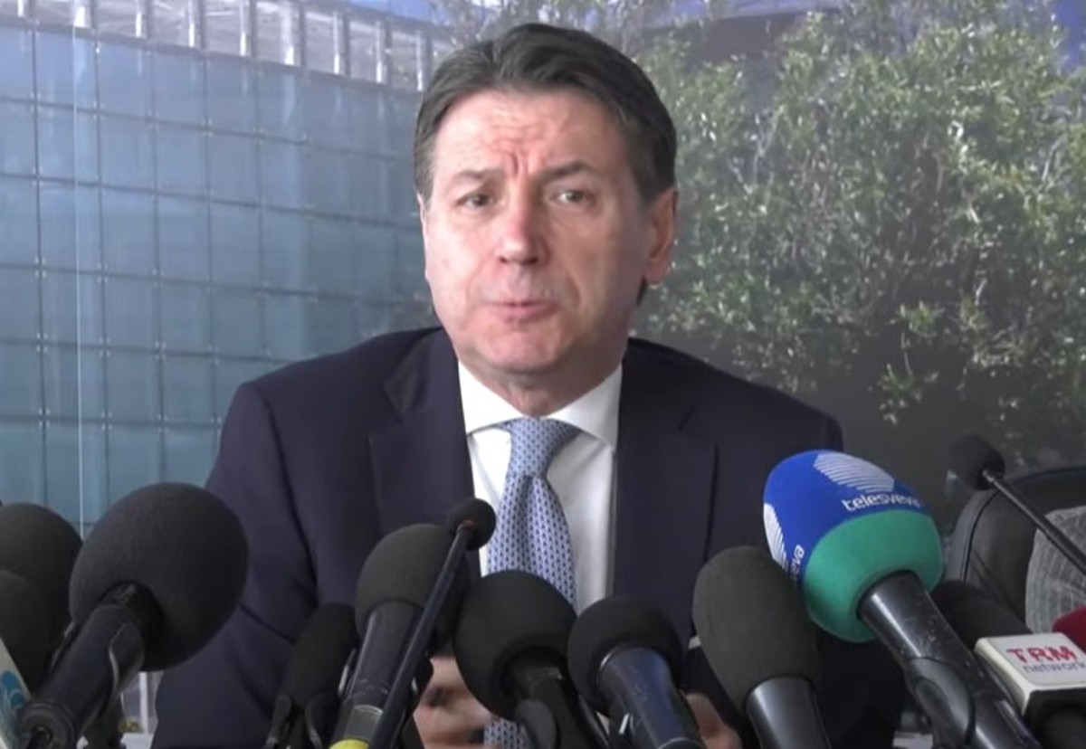 Puglia, Conte ufficializza lo strappo: “Lasciamo i nostri posti in giunta” Puglia, Conte ufficializza lo strappo: “Lasciamo i nostri posti in giunta”