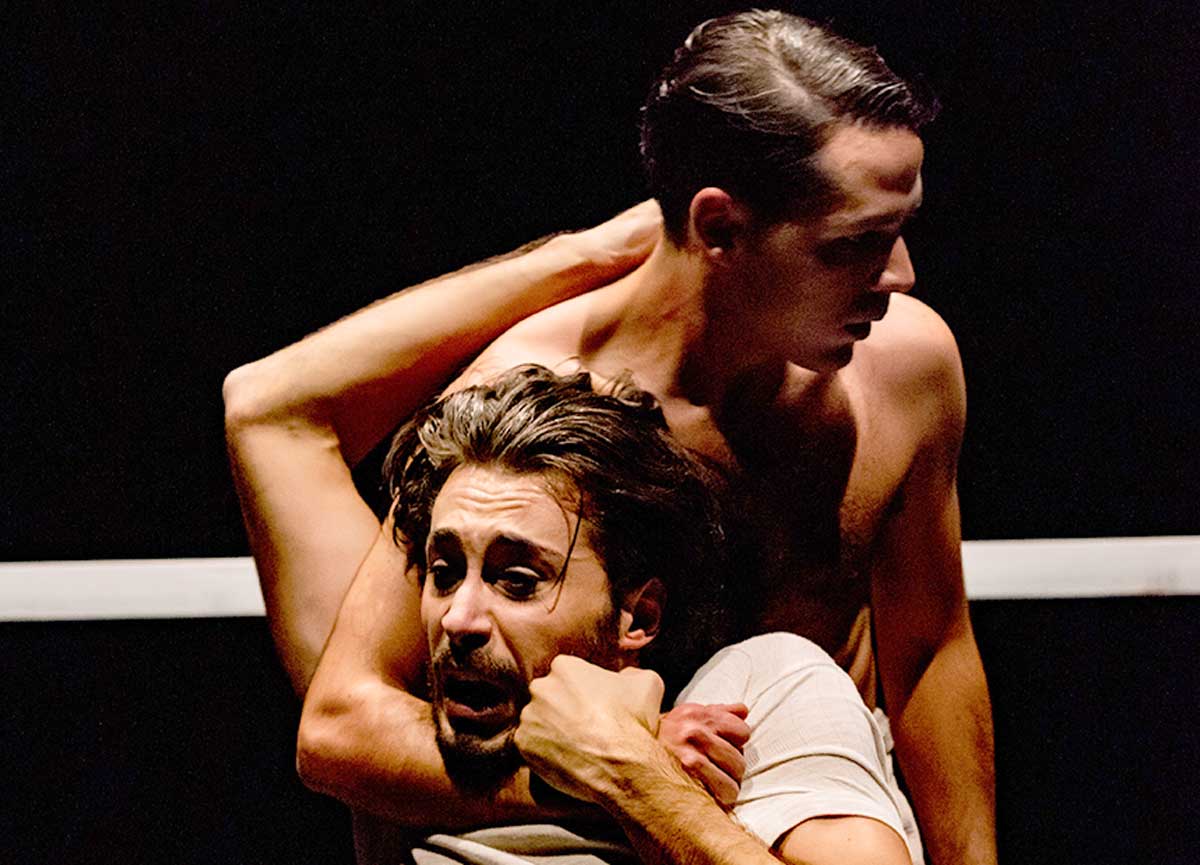 Hitler gay a sua insaputa, il mondo sarebbe stato diverso. Storia al contrario Hitler gay a sua insaputa, il mondo sarebbe stato diverso. Storia al contrario