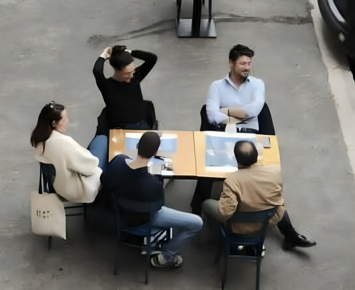 Francesca Verdini e Andrea Giambruno, la strana coppia al bar. Le foto