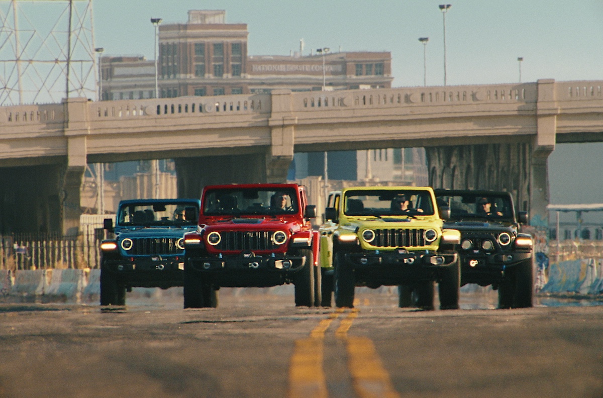 Jeep Wrangler 2024 e 4xe debutta la campagna globale “Famous for Freedom”