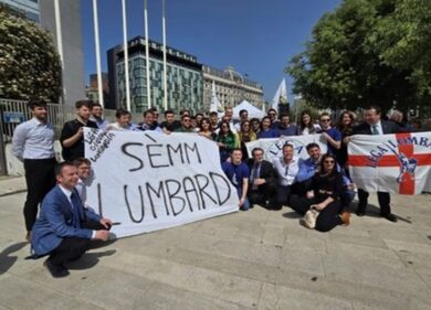 Lega “splendida quarantenne”: il flash mob a Milano