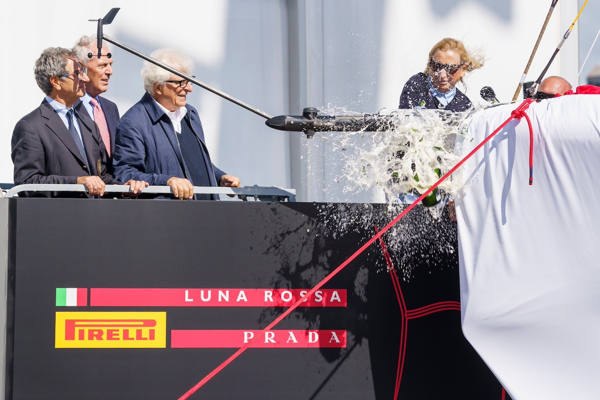 Luna Rossa Prada Pirelli, parte da Cagliari la sfida per l’America’s Cup 2024 Luna Rossa Prada Pirelli, parte da Cagliari la sfida per l’America’s Cup 2024