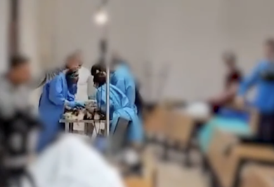 Ballano “Gioca jouer” durante l’autopsia, medici in guai seri. VIDEO