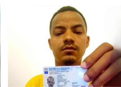 La storia incredibile di Ivo: italiano arrivato a Lampedusa da clandestino