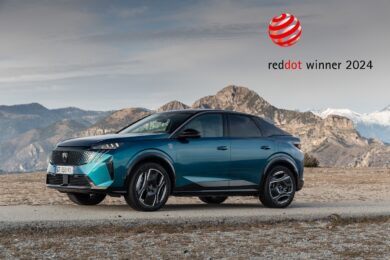 Nuovo PEUGEOT E-3008 conquista il Red Dot Design Award 2024