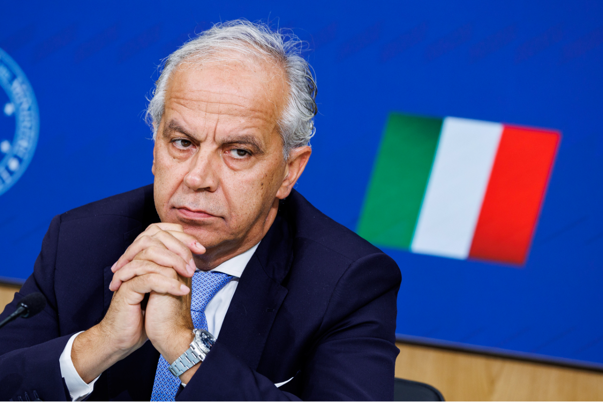 Terrorismo, vertice al Viminale: “Dai lupi solitari il rischio principale” Terrorismo, vertice al Viminale: “Dai lupi solitari il rischio principale”