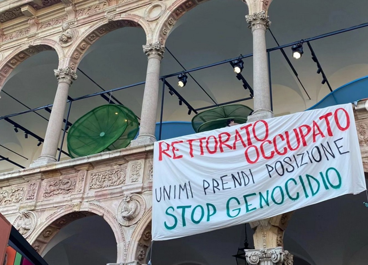 Statale di Milano occupata “contro la complicità nel genocidio in Palestina” Statale di Milano occupata “contro la complicità nel genocidio in Palestina”