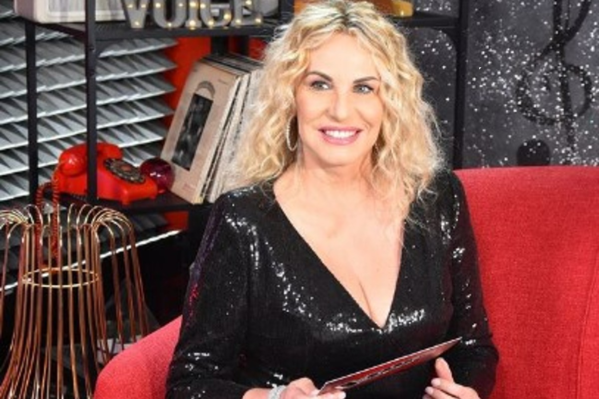 Amadeus e poi? Warner Bros sogna anche Antonella Clerici sul Nove Amadeus e poi? Warner Bros sogna anche Antonella Clerici sul Nove