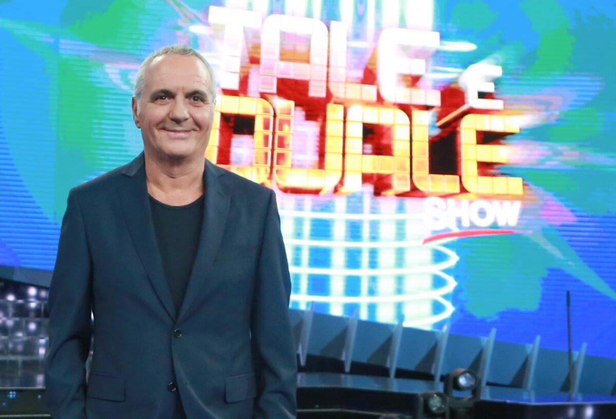 Tale e quale show, ecco il candidato giurato al posto di Giorgio Panariello. Retroscena Tale e quale show, ecco il candidato giurato al posto di Giorgio Panariello. Retroscena